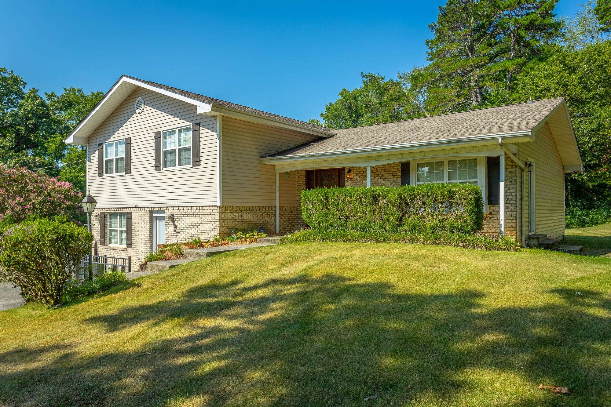 Hixson, TN 37343,8031 Middle Valley Road