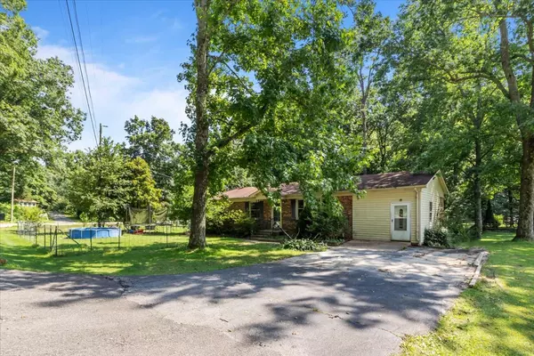 Waverly, TN 37185,106 Ulcer Hollow Rd