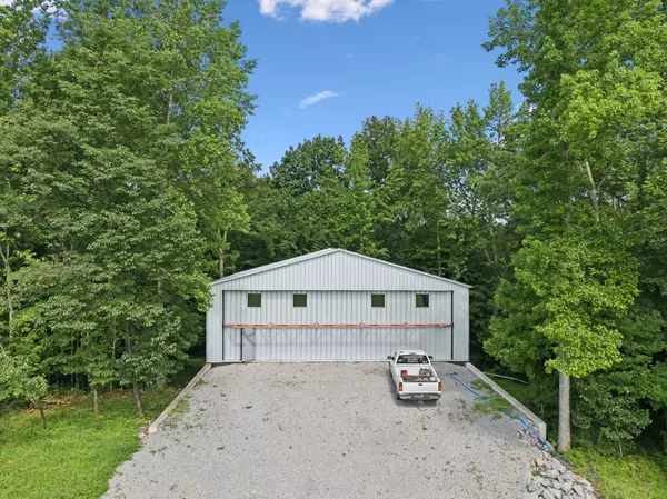 Chapmansboro, TN 37035,432 Slow Roll Dr