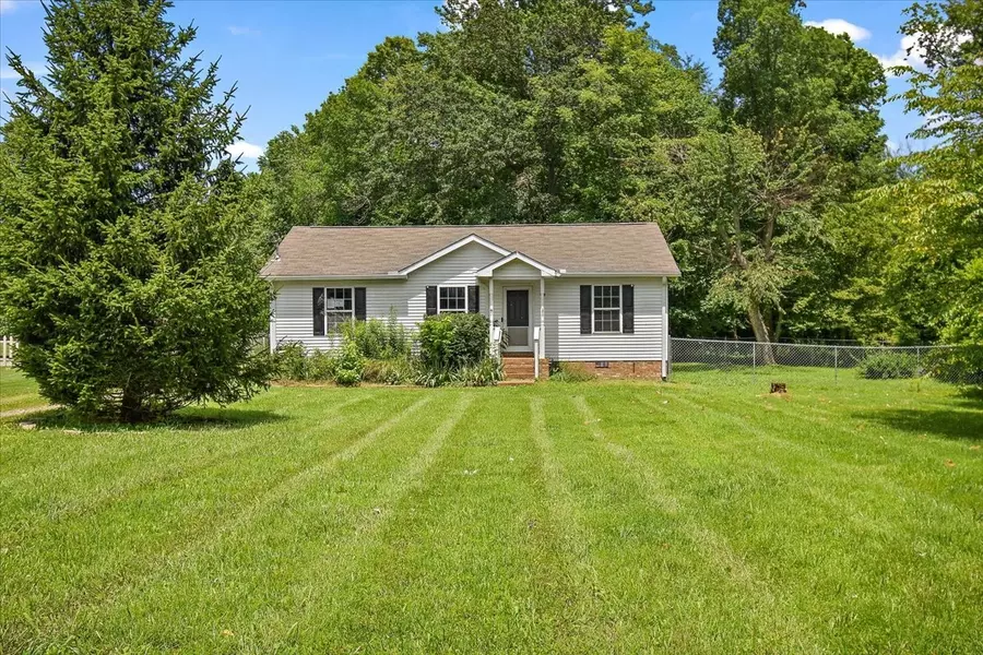 107 Willow Ct, Portland, TN 37148