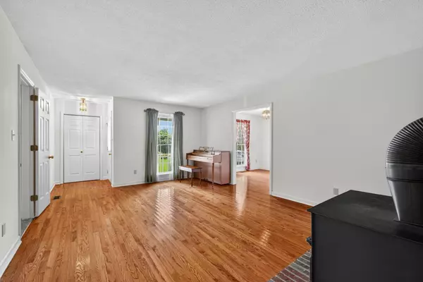 Petersburg, TN 37144,264 Delina Boonshill Rd