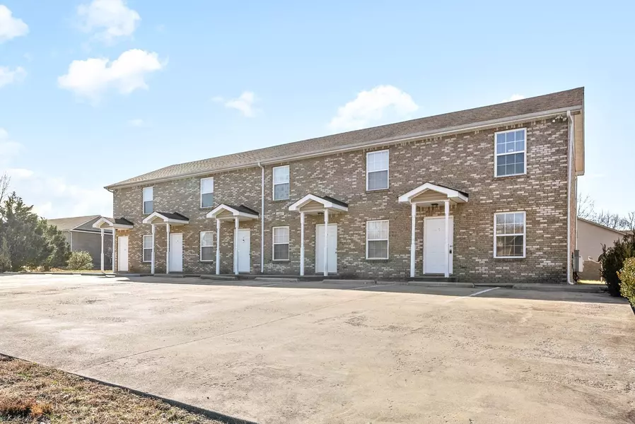 1210 Ash Ridge Dr #C, Clarksville, TN 37042