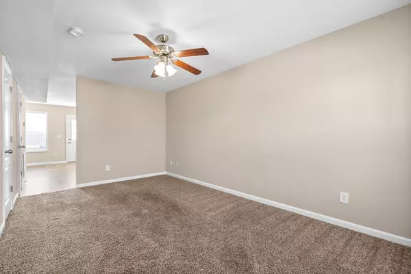 Clarksville, TN 37042,1210 Ash Ridge Dr #C