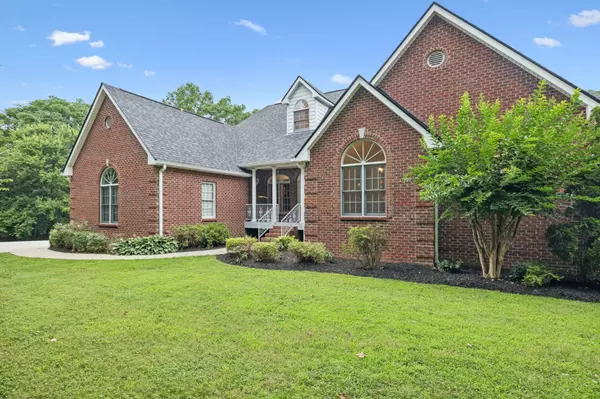 3987 Akin Ridge Rd, Williamsport, TN 38487