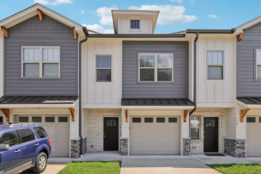 114 Hartsville Ct, Lebanon, TN 37087