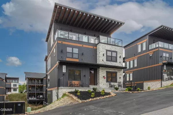 368 Rambling Creek Way, Sevierville, TN 37862