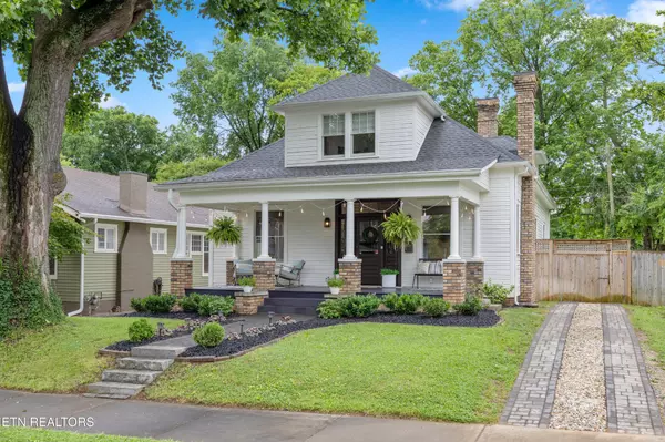 120 Leonard Place, Knoxville, TN 37917