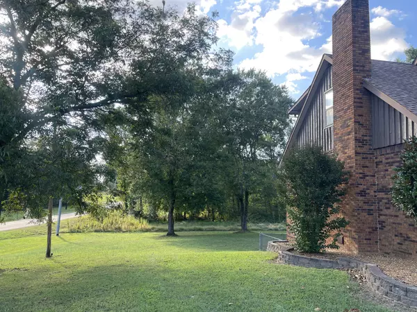 Paris, TN 38242,25 Paul Dr