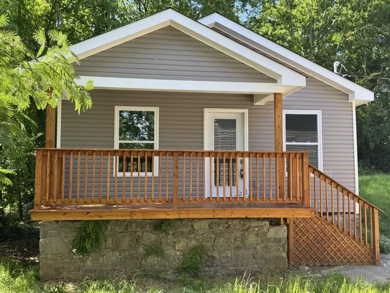 1200 McDonald St, Fayetteville, TN 37334