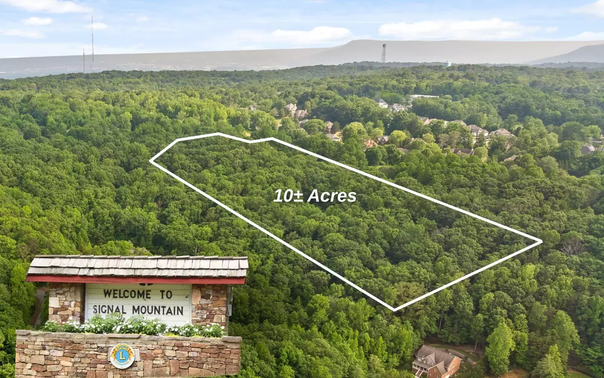 Signal Mountain, TN 37377,10 Majestic Oaks Drive