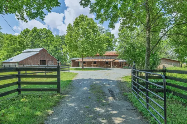 Bell Buckle, TN 37020,590 Squire Jones Rd