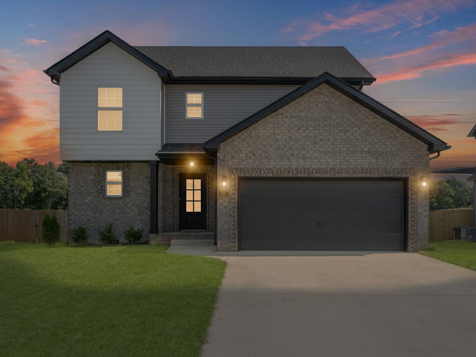 755 Banister Dr, Clarksville, TN 37042