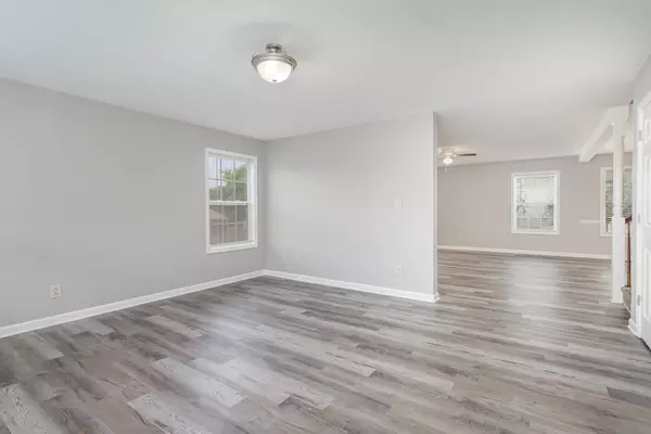 Clarksville, TN 37040,822 Sugarcane Way