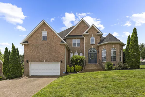 Brentwood, TN 37027,5579 Hill Rd