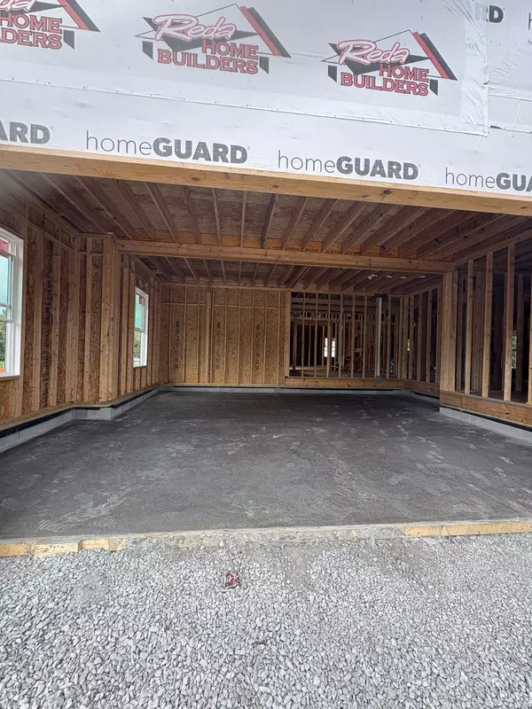Pleasant View, TN 37146,370 Young Ln