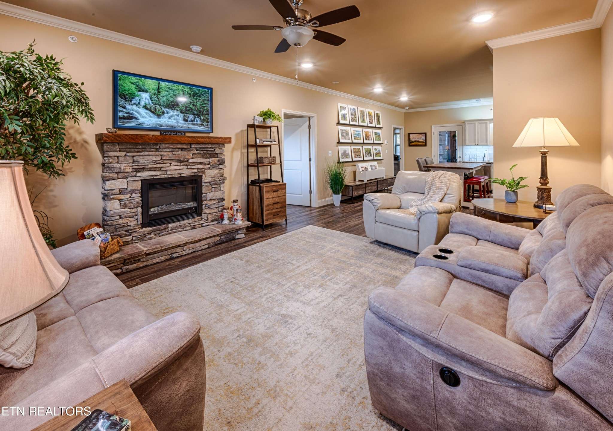 Townsend, TN 37882,229 Bishops Cap Circle #101