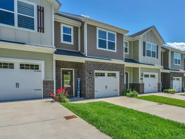 Dickson, TN 37055,108 Birdie Ct