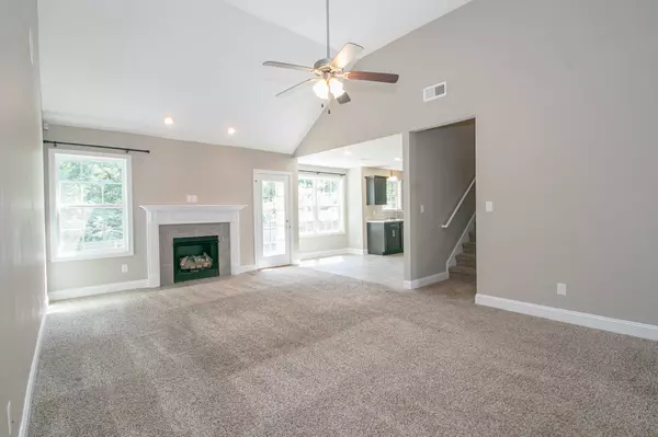 Oak Grove, KY 42262,209 Azalea Drive