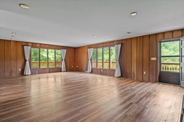 Waverly, TN 37185,428 Gwin Cemetery Rd