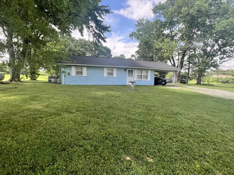 82 Matts Hollow Rd, Manchester, TN 37355