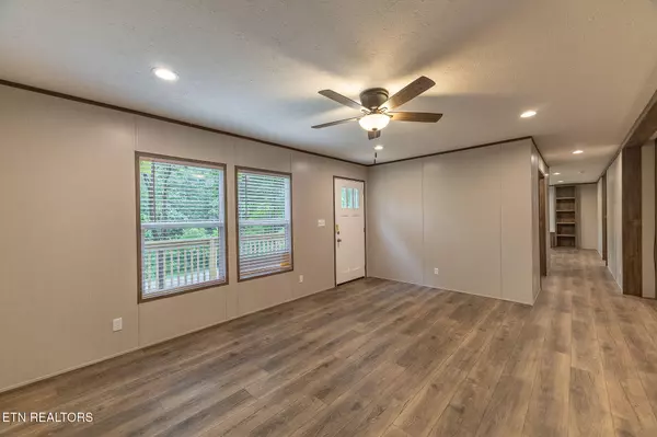 Loudon, TN 37774,9875 Corporate Park Drive