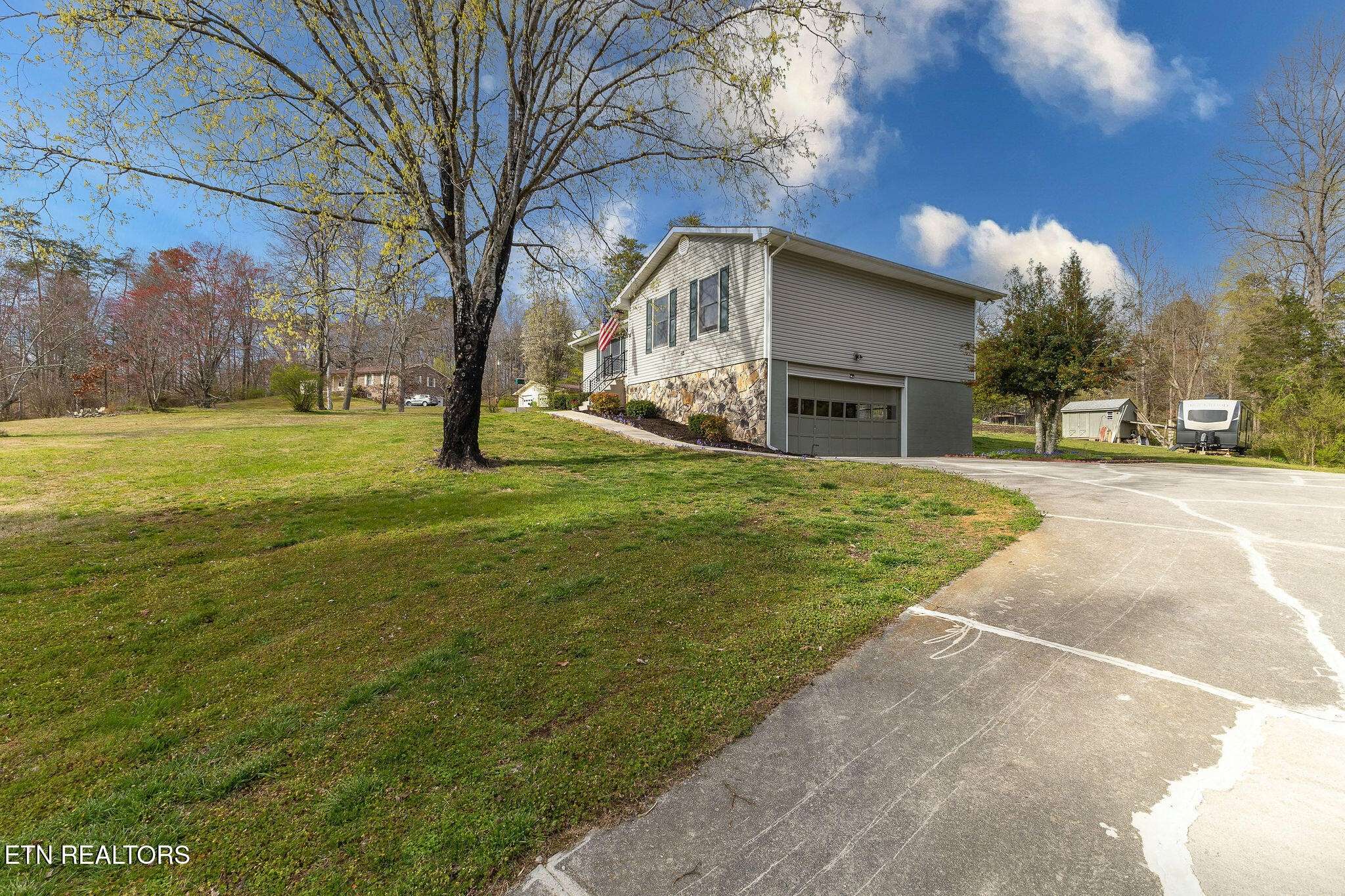Lenoir City, TN 37771,222 Edith Lane