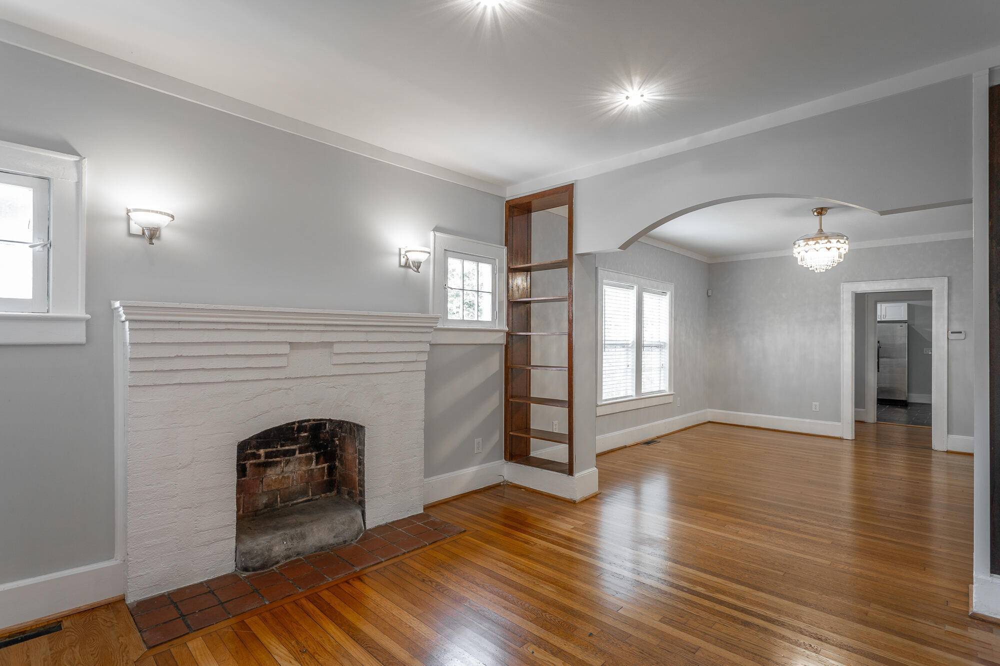 Chattanooga, TN 37404,2511 Oak Street