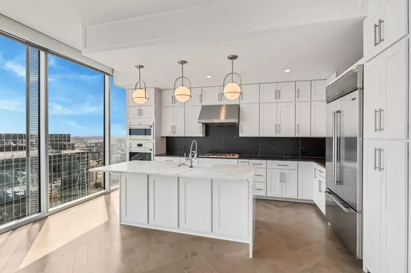 Nashville, TN 37203,1616 West End Ave #3004