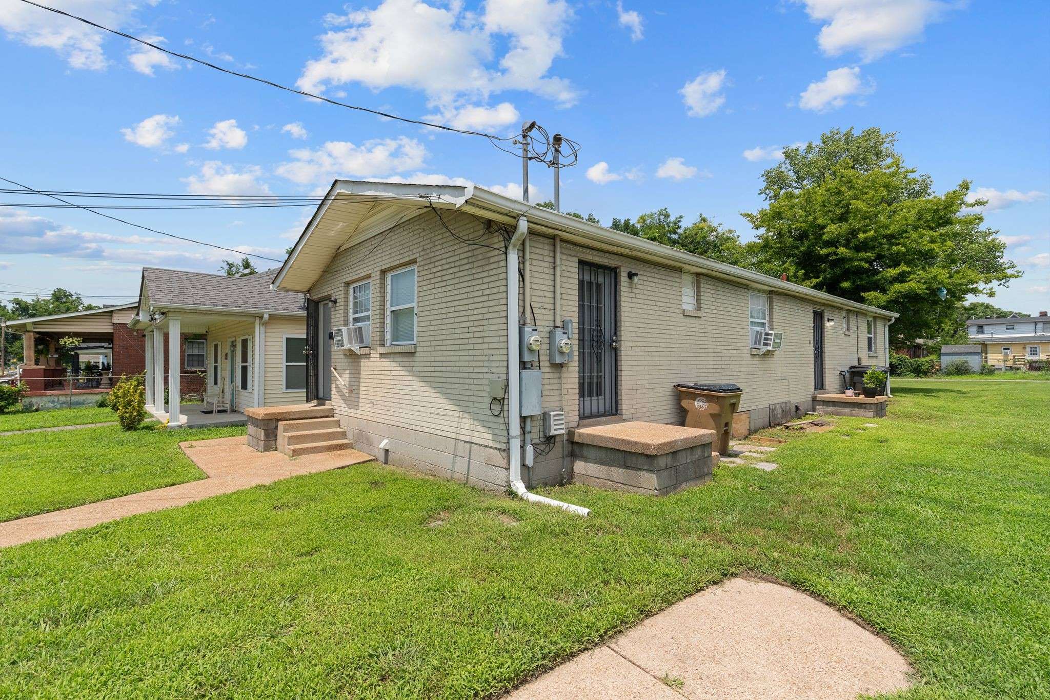 Nashville, TN 37208,1606 14th Ave #N #A
