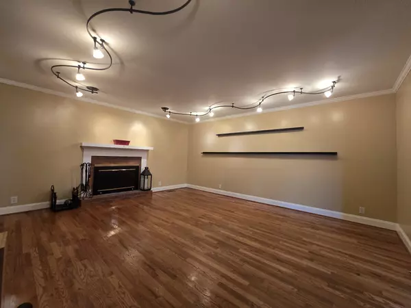 Franklin, TN 37064,232 Pebble Glen Dr