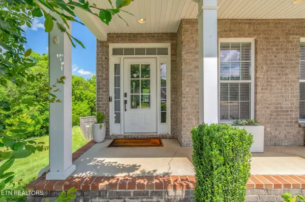 Knoxville, TN 37932,10615 Tin Man Lane