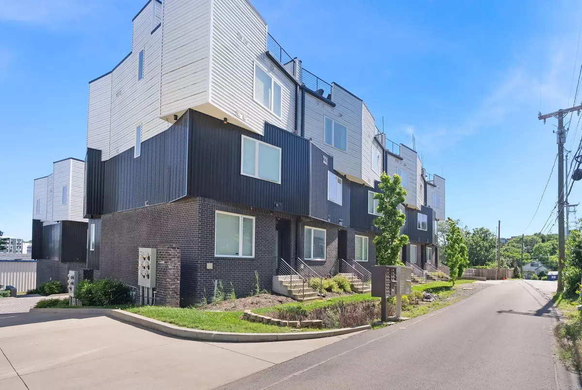 Nashville, TN 37209,2910 Felicia St