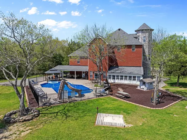 Hermitage, TN 37076,115 Rea Dr