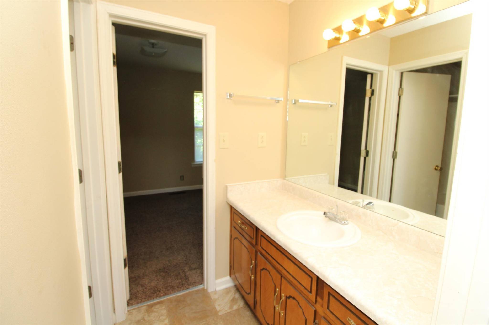 Clarksville, TN 37042,3252 Tower Drive #Unit D