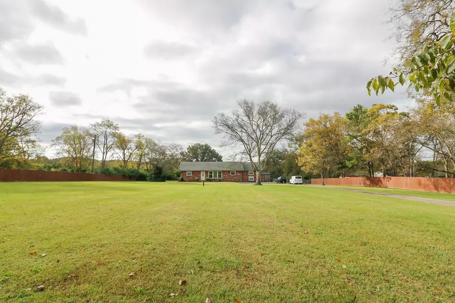 501 Green Ln, Whites Creek, TN 37189