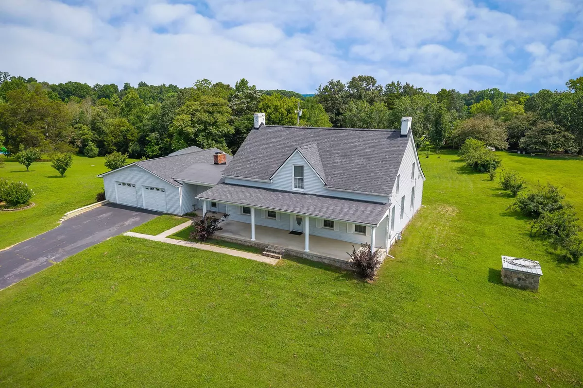 Sparta, TN 38583,923 Peeled Chestnut Ln