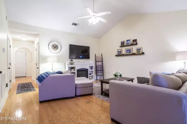 Knoxville, TN 37921,1425 Hazelgreen Way #14