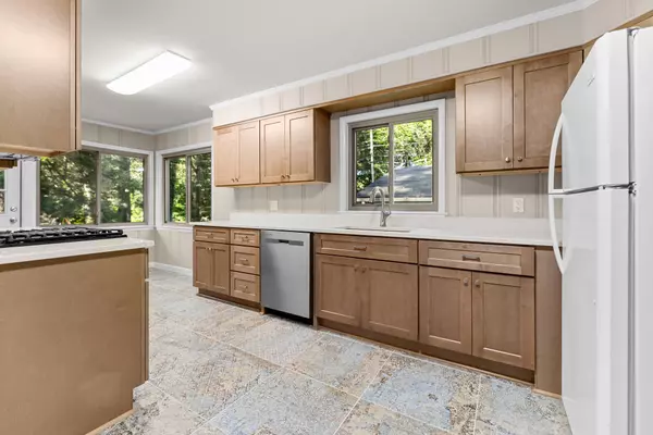 Tullahoma, TN 37388,816 Westwood Dr