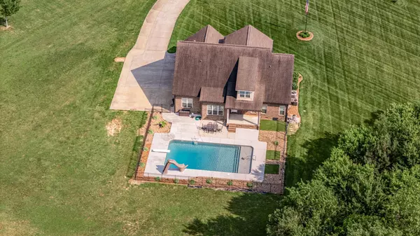 Hillsboro, TN 37342,167 Lancaster St