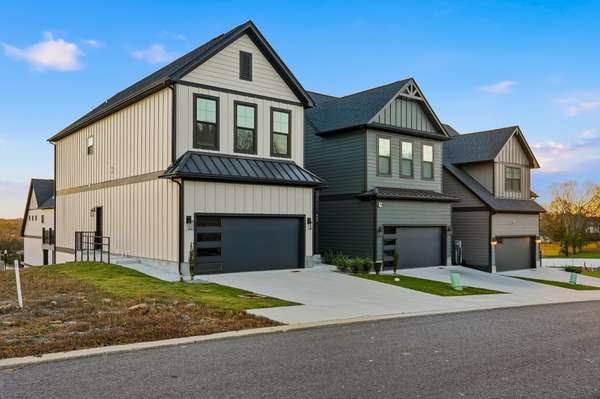 657 Gustaf Dr, Whites Creek, TN 37189