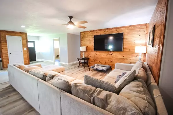 Walling, TN 38587,131 Collingwood Rd