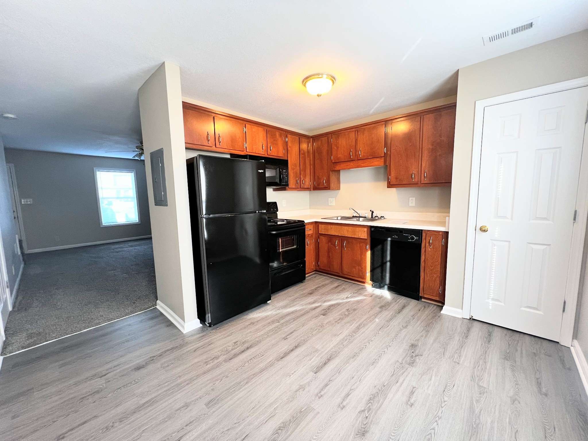 Clarksville, TN 37042,516 Patriot Park Ct #C