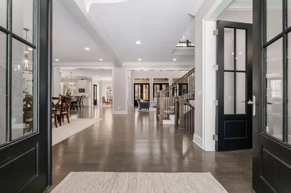 Nashville, TN 37215,1236 Saxon Dr