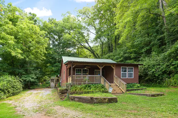 Santa Fe, TN 38482,3671 Raleigh Beard Rd