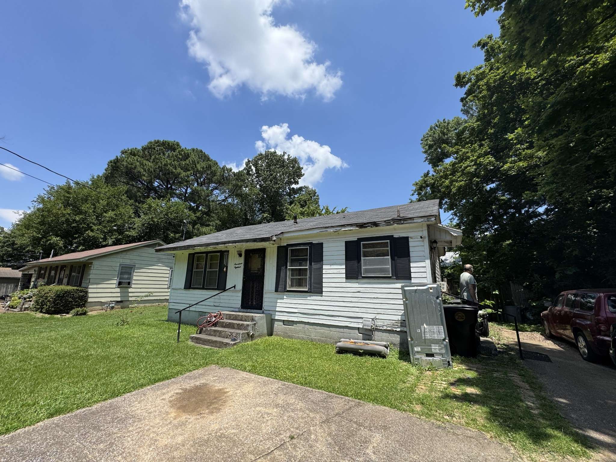1718 Dennis St, Dyersburg, TN 38024