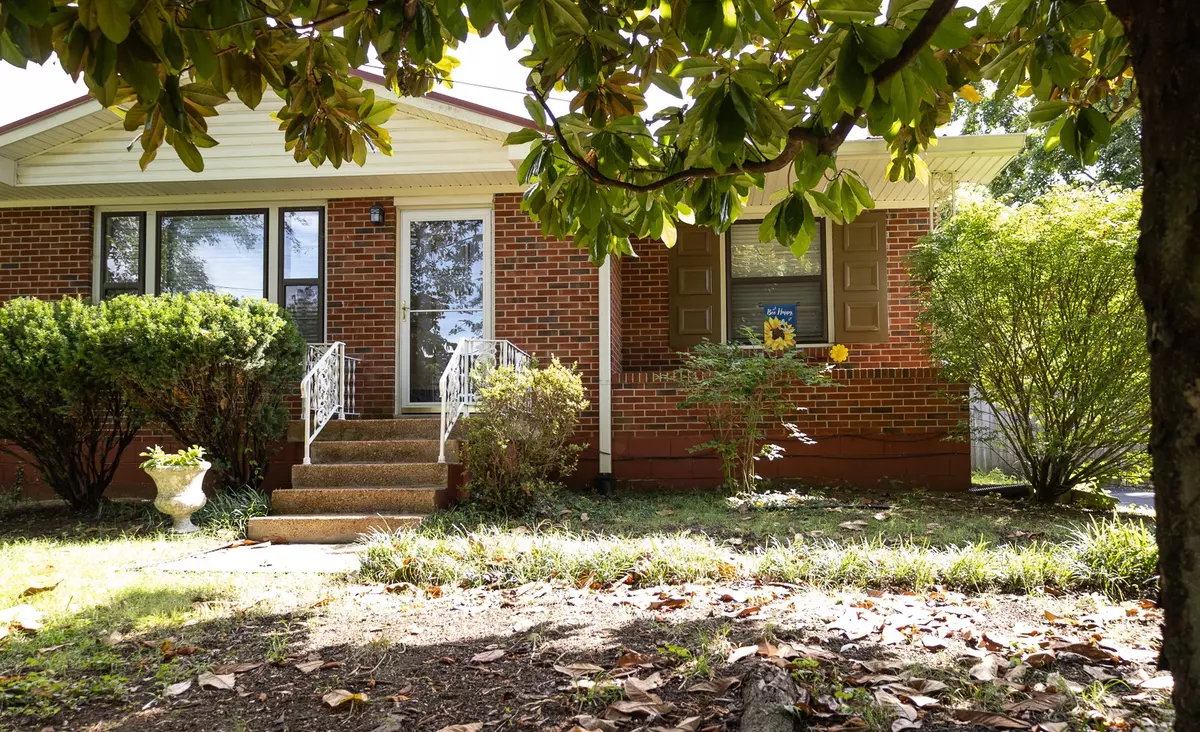 Nashville, TN 37210,262 Hickorydale Dr