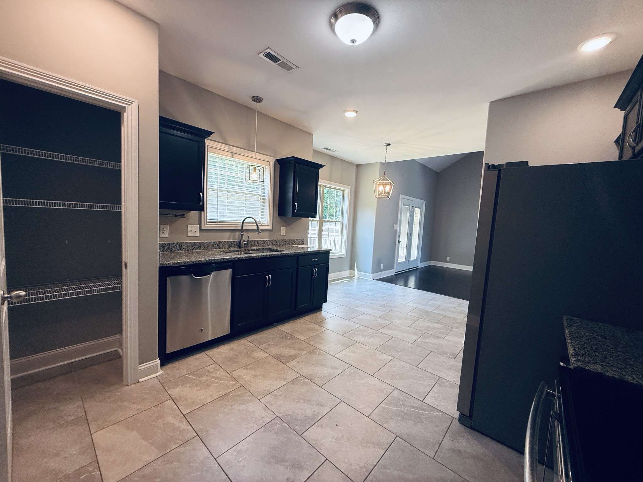 Oak Grove, KY 42262,253 Azalea Dr