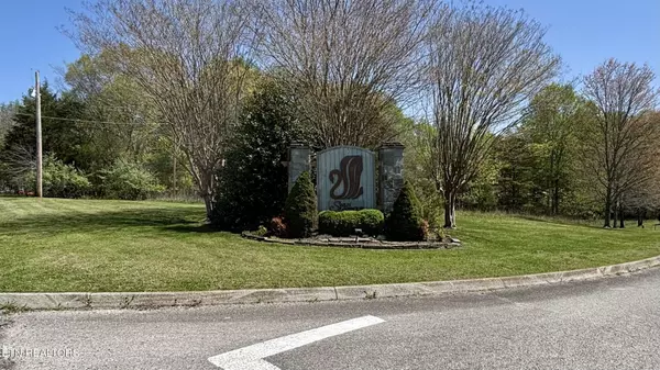 32 Indigo Bunting Drive, Harriman, TN 37748