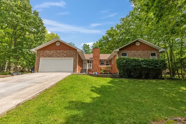 Crossville, TN 38558,143 Rolling Green Dr