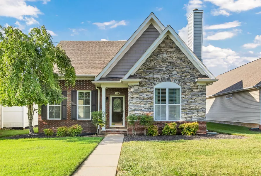 184 Whitman Aly, Clarksville, TN 37043